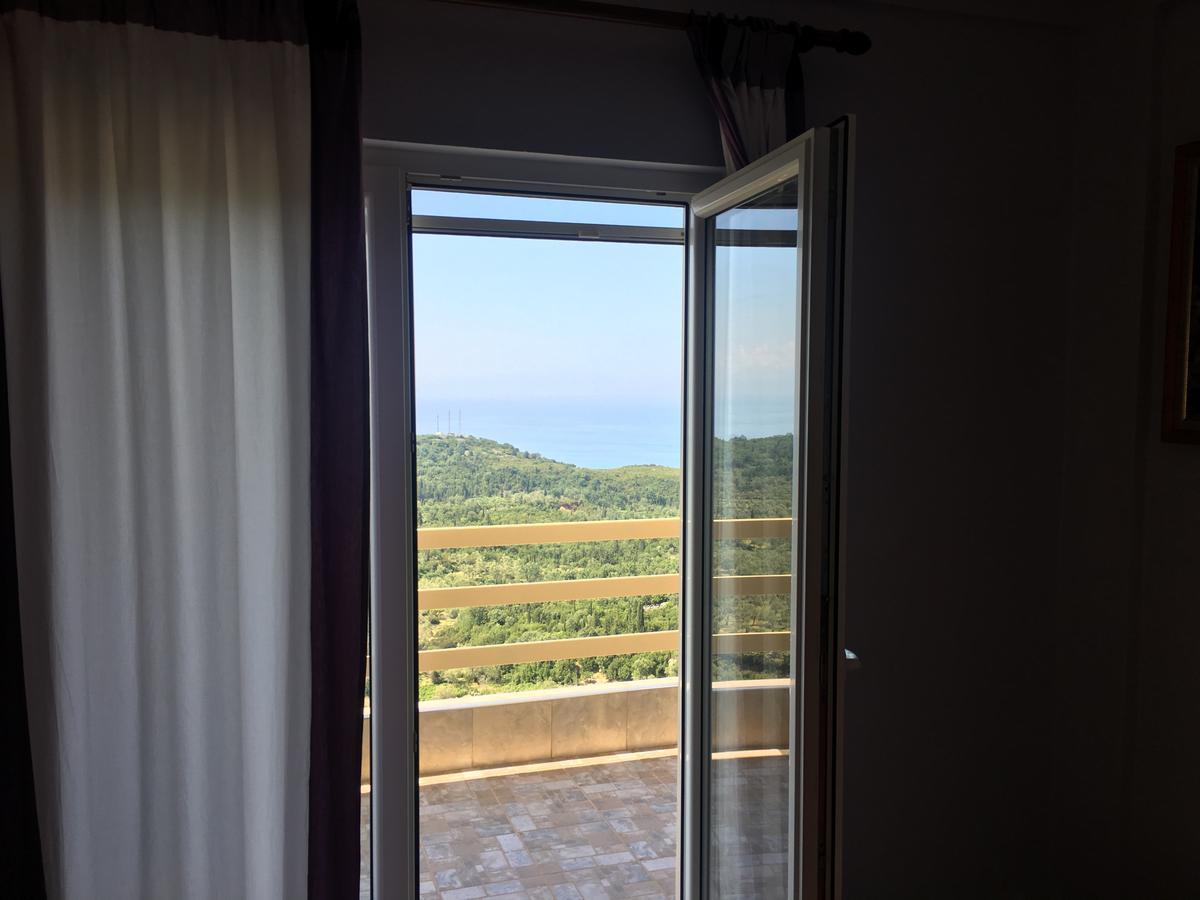 Vila Aleks Vuno Buitenkant foto