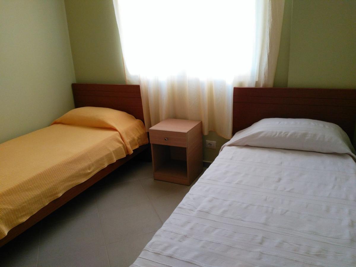Vila Aleks Vuno Buitenkant foto